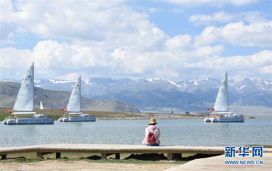 (圖文互動(dòng))(5)新疆賽里木湖:水清草綠回歸“高顏值”