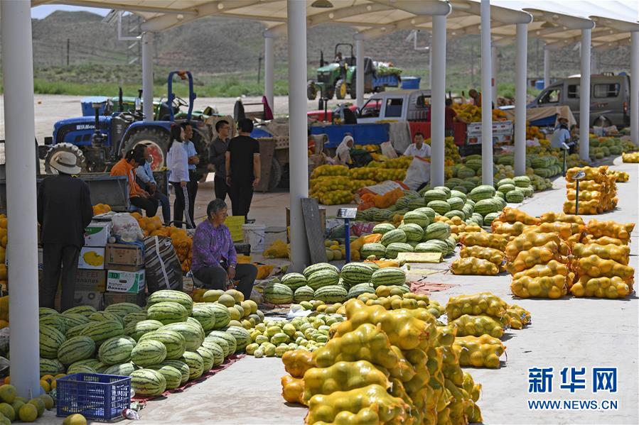 （壯麗70年·奮斗新時代——共和國發(fā)展成就巡禮·圖文互動）（5）生態(tài)美、百姓富——品讀嶄新“寧夏畫卷”