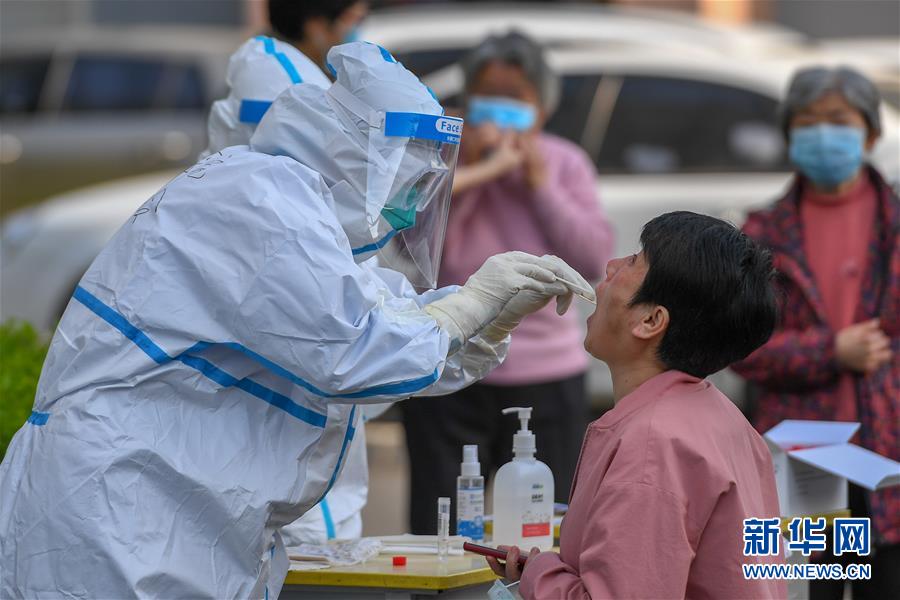 （新華全媒頭條·兩會(huì)精神看落實(shí)·圖文互動(dòng)）（5）整體謀劃、系統(tǒng)升級(jí)、全面提升——落實(shí)全國(guó)兩會(huì)精神織牢織密公共衛(wèi)生防護(hù)網(wǎng)