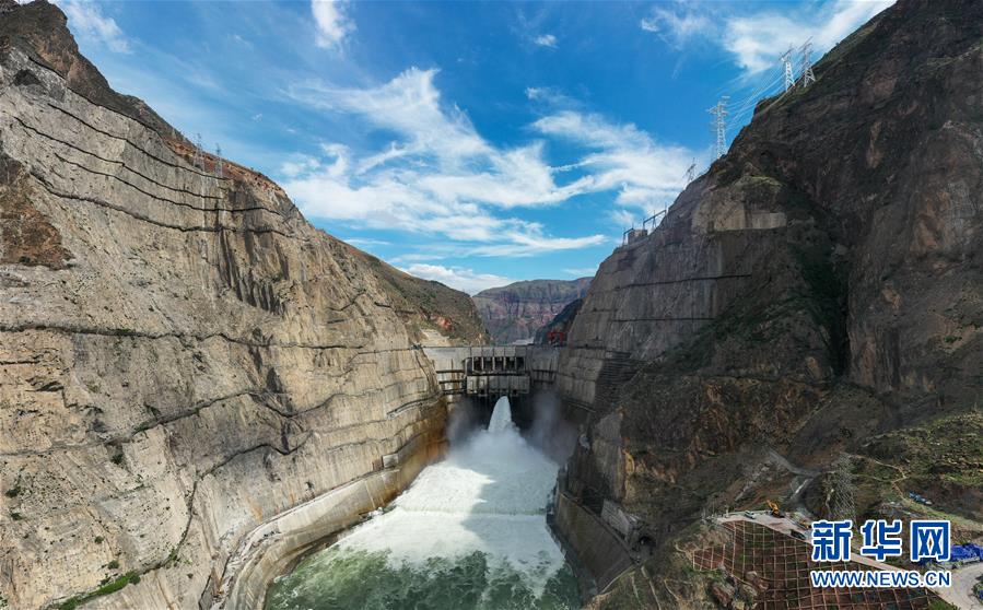 (新華全媒頭條·走向我們的小康生活·圖文互動(dòng))(10)綠染云嶺小康路——生態(tài)文明建設(shè)的云南實(shí)踐