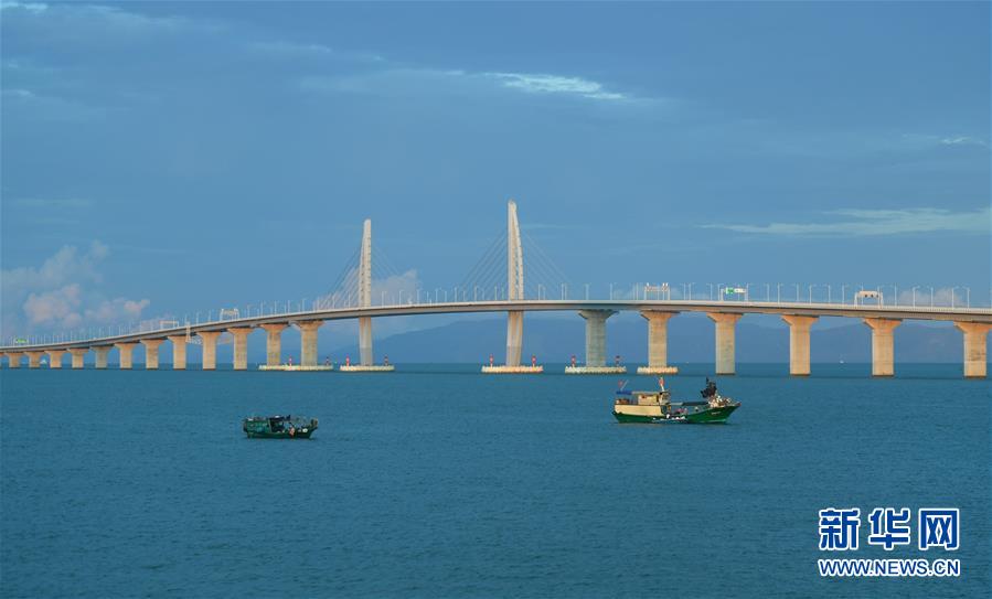 (新華全媒頭條·圖文互動)(9)偉大旗幟引領歷史巨變——習近平新時代中國特色社會主義思想指引“十三五”經(jīng)濟社會發(fā)展述評